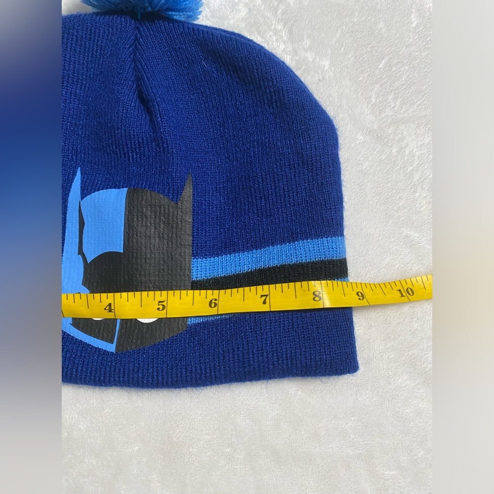 Batman Beanie Hat Boys One Size Blue And Black Logo  Youth Kids - Picture 4 of 4